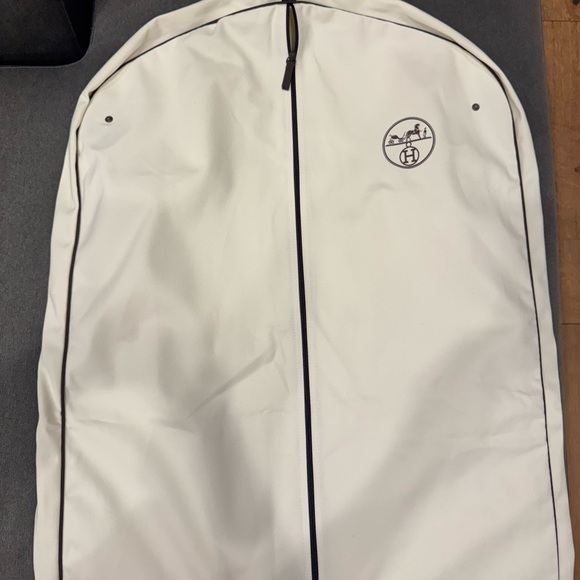 Hermes garment bag - Picture 1 of 1
